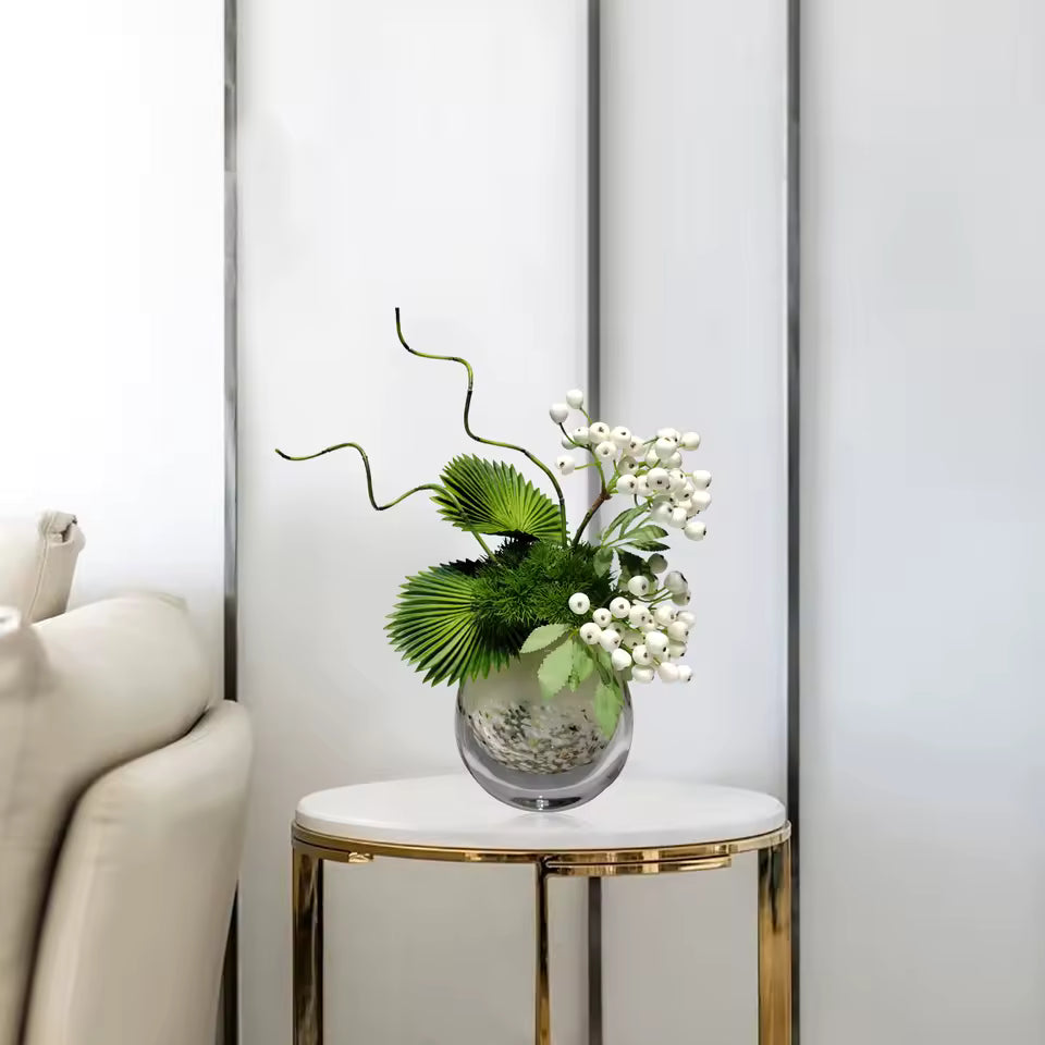 Konstväxter & Bär i Glasvas