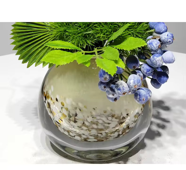 Konstväxter & Bär i Glasvas